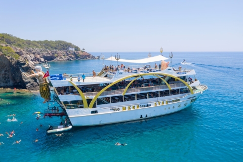 Kemer: Full-Day Boat Trip with Lunch and DJ Pickup from all hotels in Kemer