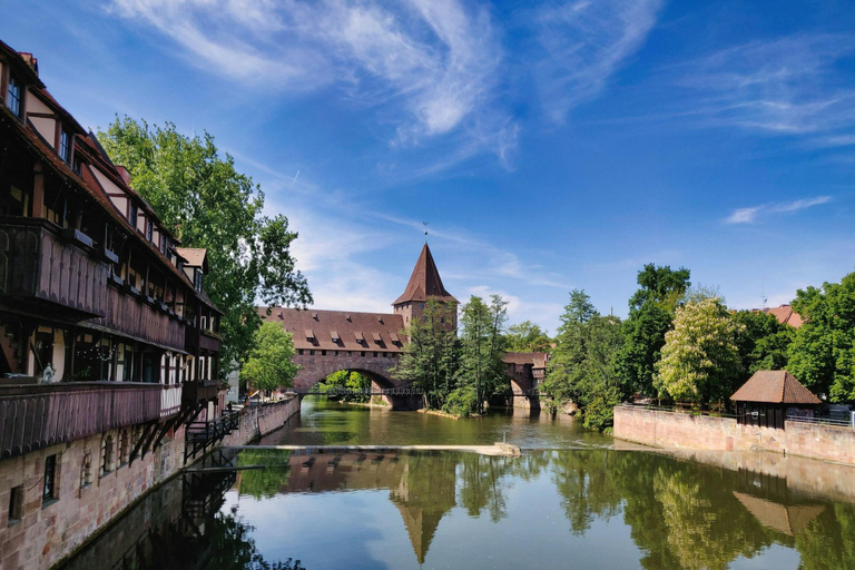 Nuremberg: WWII Guided Tour with Transport and Lunch
