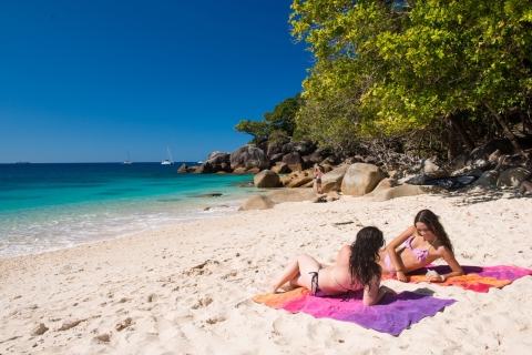 Cairns: Fitzroy Island Ferry with Snorkeling and Boat Tour Full Day Package on Fitzroy Island