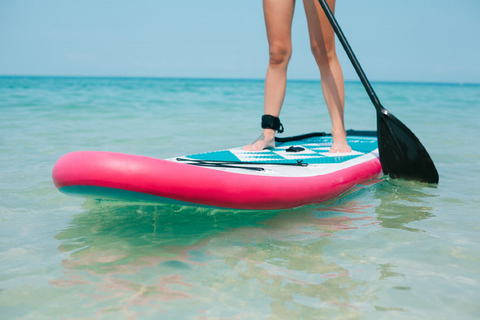 Chania: Båttur med guidad snorkling och Stand Up-paddling