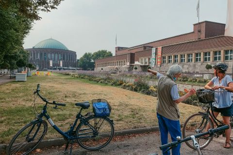 Düsseldorf: Group Biking Adventure