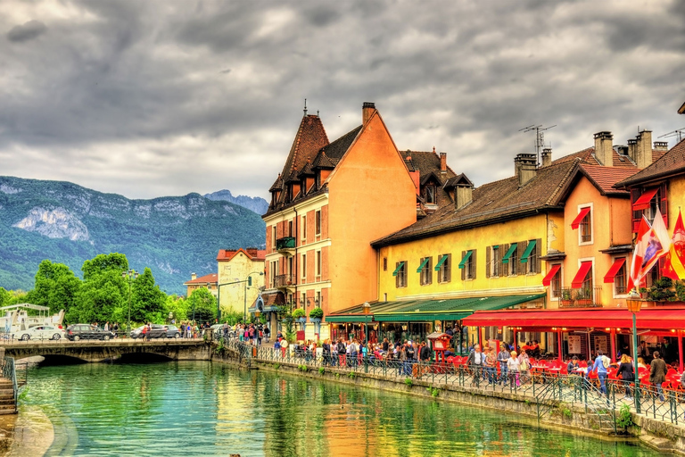 Viaje privado de Ginebra a Annecy en Francia