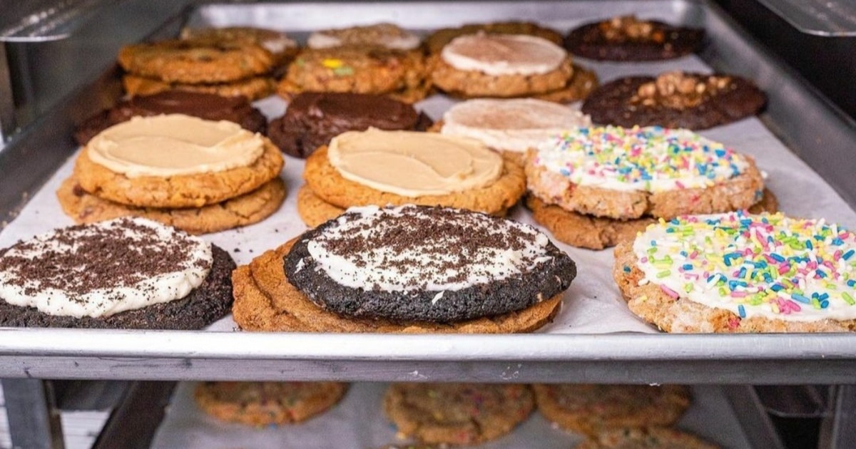 New York City: Hell’s Kitchen Food & Central Park Combo Tour | GetYourGuide