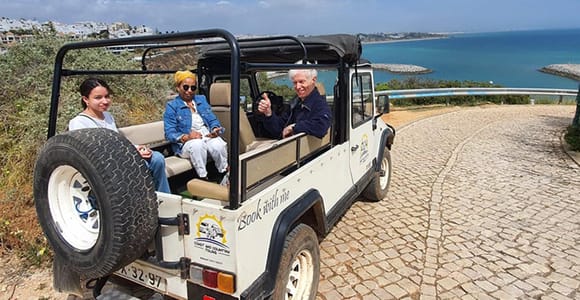 Albufeira: Beaches, Old Town, and Salgados Lagoon Jeep Tour