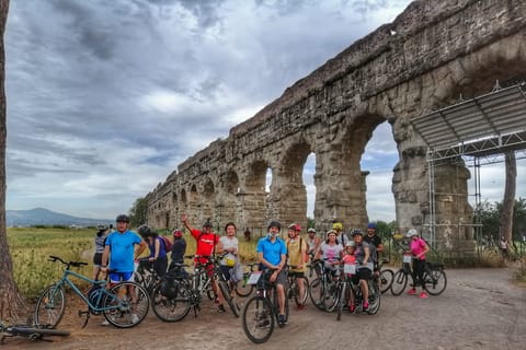 Ancient Appian Way and Aqueducts e-Bike Tour