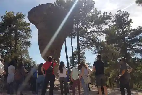 Madrid: Cuenca and Enchanted City Day Tour