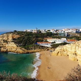 Algarve: Carvoerio and Benagil Walking Tour and Cruise