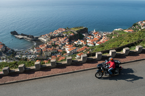 Madera: Old Roads to Calheta Tour