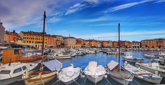 From Zagreb: Istria Day Tour to Hum, Rovinj & Pula