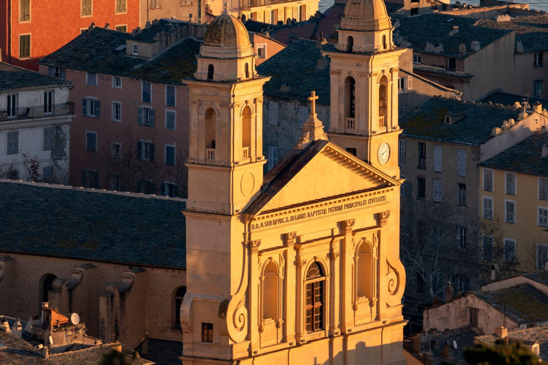 Bastia in Cantu, concert met Corsicaanse meerstemmige gezangenBastia in Cantu, concert met Corsicaanse meerstemmige liederen