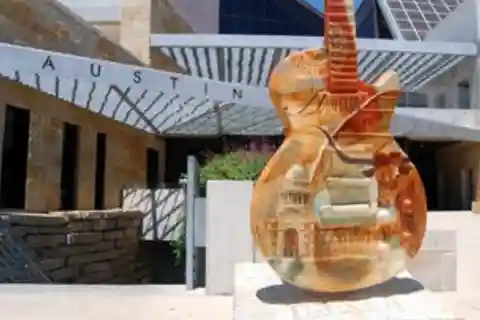 City and Hill Country Non-Stop Tour in a Mercedes