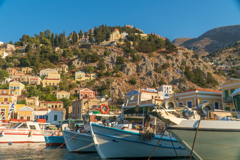 Depuis Rhodes : journée d’excursion en bateau sur l’île Symi