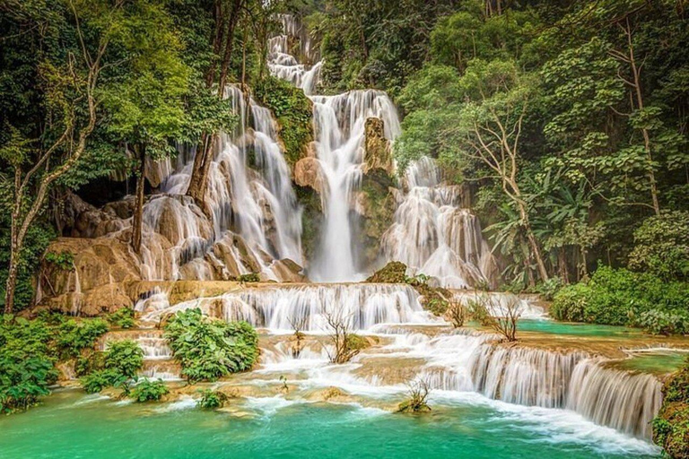 Luang Prabang: Alms Giving, Waterfall & Temple Tour
