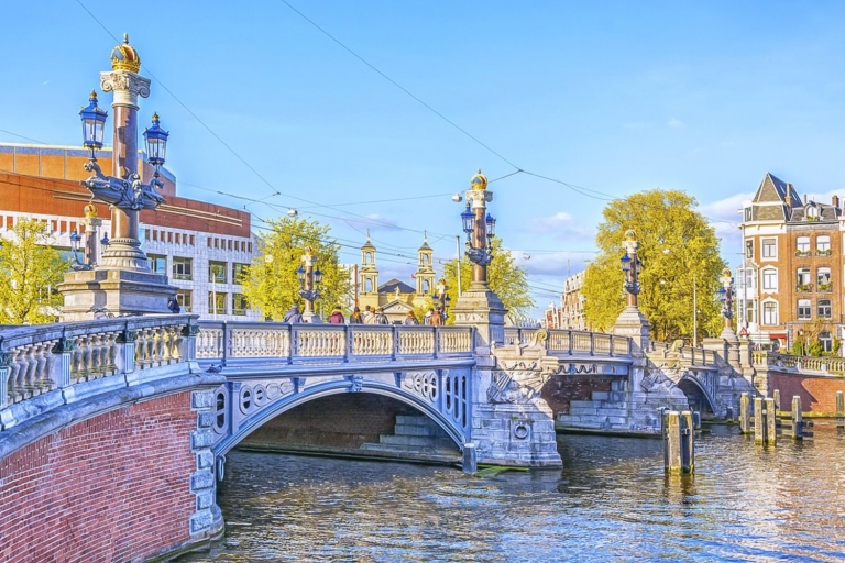 Amsterdam : jeu d'exploration de la ville romantique