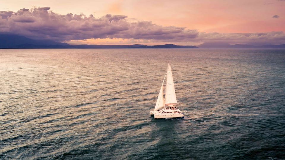 sunset catamaran cruise port douglas