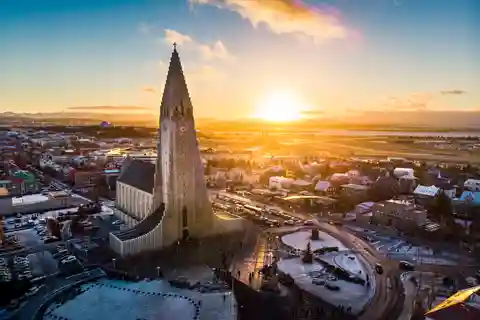 Reykjavik: Tour privato di 3 ore a piedi per anziani