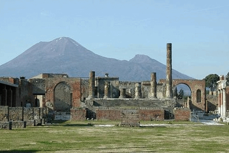 Amalfikust: kleine groepsreis PompeiiSkip-The-Line Tour met kleine groepen Pompeii vanuit Amalfi