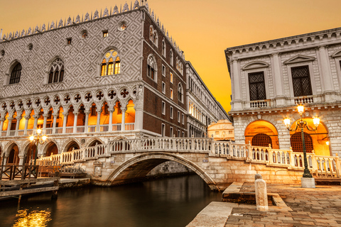 Venice: Guided City Walking Tour With Medieval Prisons Guided City Walking Tour in English