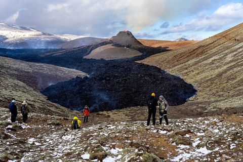 Reykjavík: Vandring på vulkanen Geldingadalir och besök i den blå lagunen