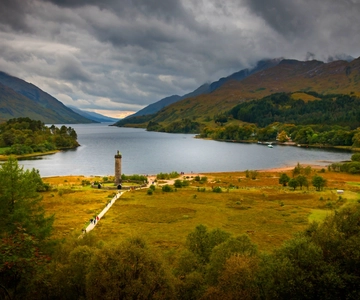 Inverness: Glenfinnan Viaduct, Mallaig, & Loch Ness Day Tour