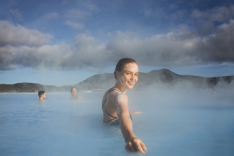 Vanuit Reykjavik: toegang Blue Lagoon met vervoerDe Blue Lagoon Premium