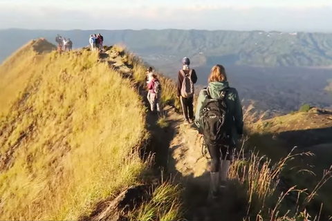 Tour al amanecer y aguas termales del monte Batur