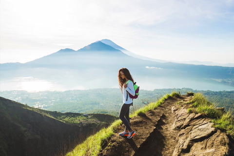 Caminhada ao nascer do sol no Monte Batur e excursão às fontes termaisPasseio com Traslados