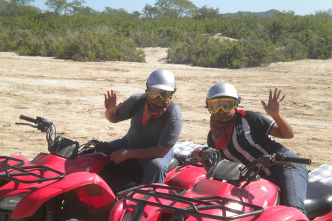 圣何塞卡波：东角 3 小时 ATV 之旅东角单人 ATV 车手