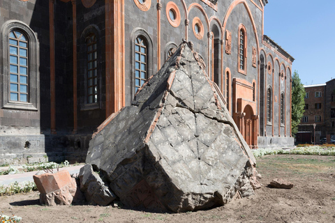 Gyumri: Private City Tour Option with guide
