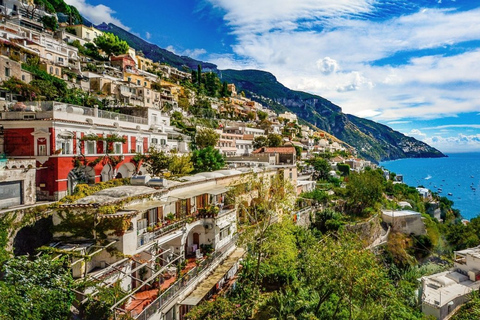 Desde Nápoles: tour por la costa de Amalfi en coche y barcoPaseo en barco por Amalfi