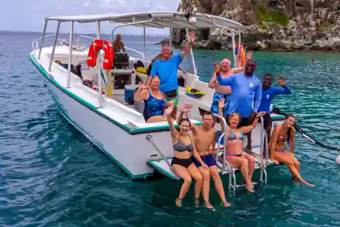 St Maarten: Round the Island Cruise on the Santino