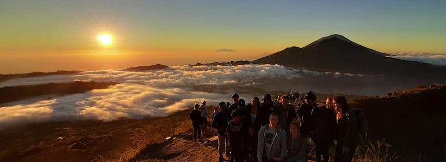 Bali : Randonnée au lever du soleil sur le Mont Batur avec Bali Swing