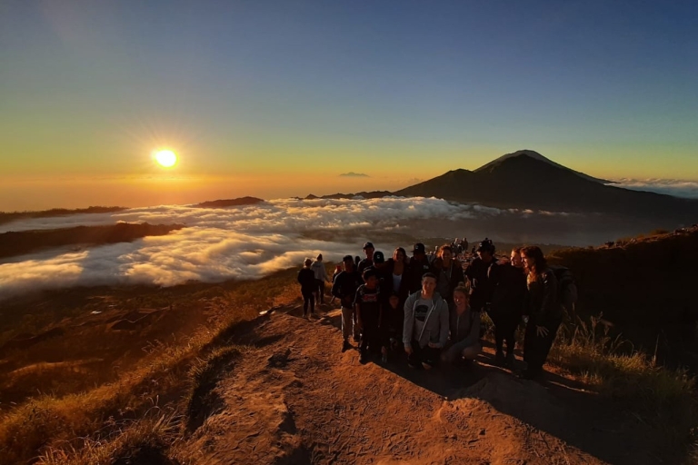 Bali: Sonnenaufgangswanderung am Mount Batur mit Bali Swing