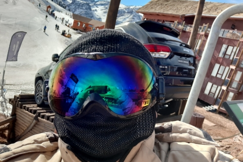 Z Santiago: wstęp do Farellones Park Resort i lekcje jazdy na nartachZ Santiago: wstęp do Farellones Valle Nevado i lekcje jazdy na nartach