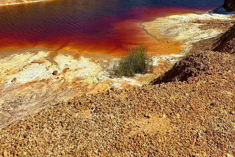 Cyprus: Nature & Lost Places – Mines, Lakes & Colours