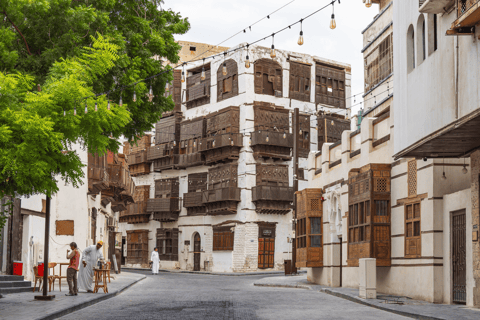 Jeddah: Al-Balad Guided Walking Tour with Tea & Music