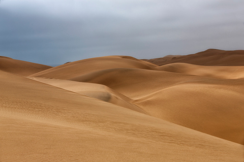 Walvis Bay: Sandwich Harbour Sunset Photography Tour