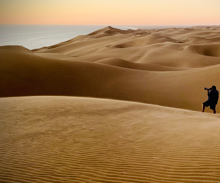 Walvis Bay: Sandwich Harbour Sunset Photography Tour