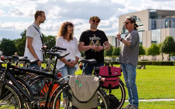 Berlin: E-Bike Tour zur Berliner Mauer und den Highlights in Mitte