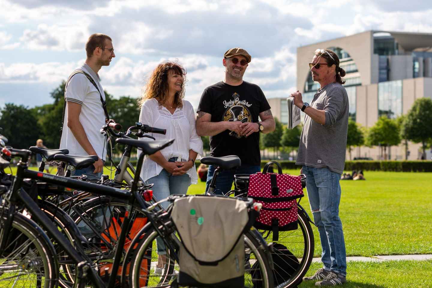 Berlin: E-Bike Tour zur Berliner Mauer und den Highlights in Mitte