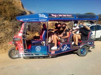 Albufeira: Excursión en Tuk Tuk por las Cuevas de Benagil y Senhora da Rocha