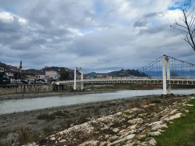 From Tirana: Berat Day Trip with Belshi Lake