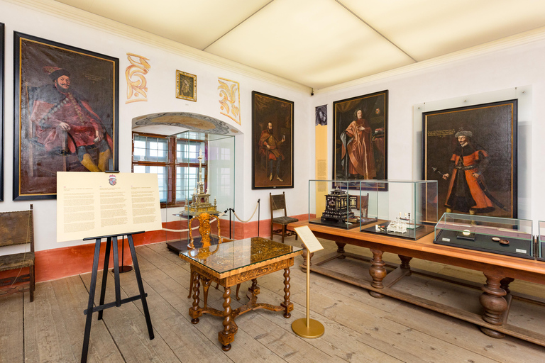 Billet d&#039;entrée au château de Forchtenstein et visite guidée facultativeBillet d&#039;entrée avec visite guidée en allemand