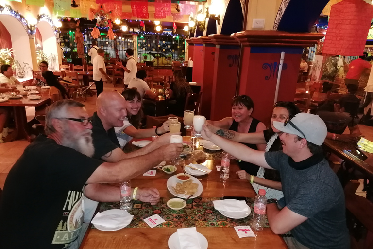 Taco Tour Cancun: Stadtrundfahrt, Tacos, Tequila, Bier & ShoppingCancun: Street Food Tour - Abholung vom Hotel und Rücktransport