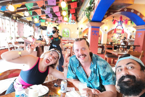 Taco Tour Cancun: stadstour, taco's, tequila, bier en winkelenOntmoetingspunt Cancun in de stad