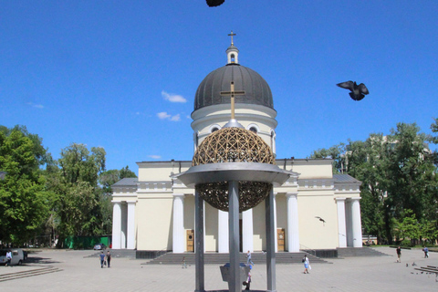 Chisinau: visite à pied des points forts de la ville avec un guide local