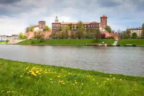 Cracovie : Château de Wawel, cathédrale, mine de sel et déjeuner