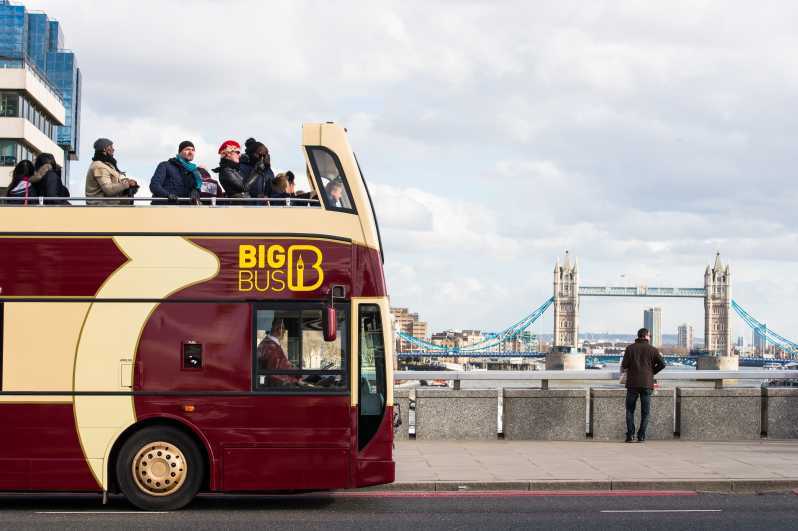 Sequel Afspejling frugthave London: Panoramic Evening Open-Top Bus Tour | GetYourGuide