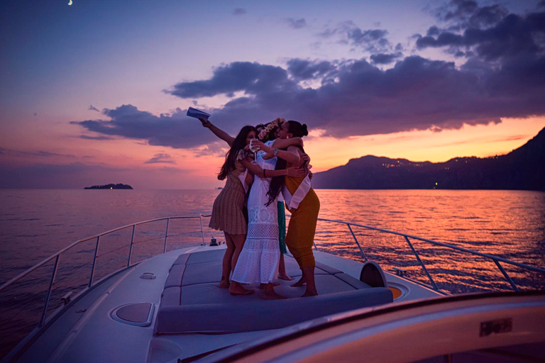 Sunset Tour Experience - Shared Positano: Li Galli Shared Sunset Boat Tour