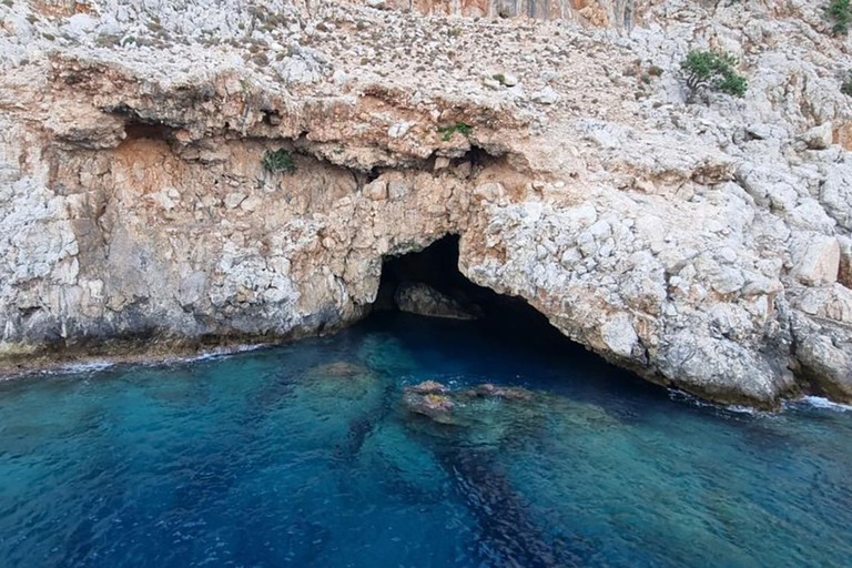 Alanya Relax Coastal Tour de Barco com Almoço e Natação